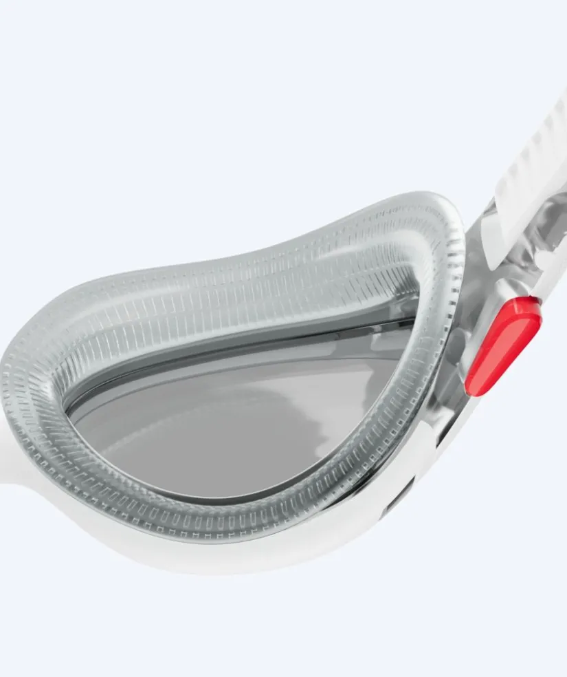 Outlet Speedo motions svømmebriller - Biofuse 2.0 - Hvid (Smoke linse)