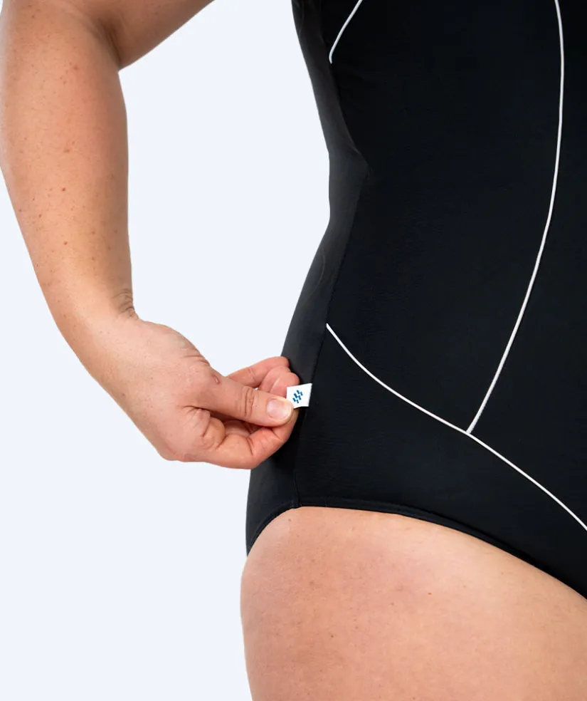 Best Watery badedragt i plus size til damer - Tamaya U-Back - Sort/hvid