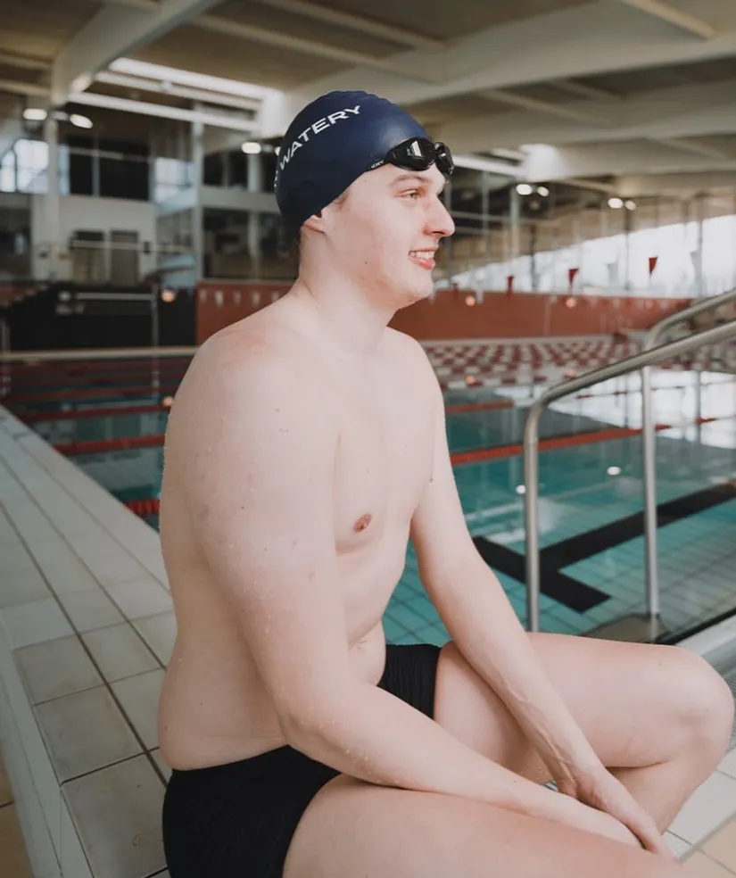 Watery badehætte (fra 10 år) - Signature - Mørkeblå