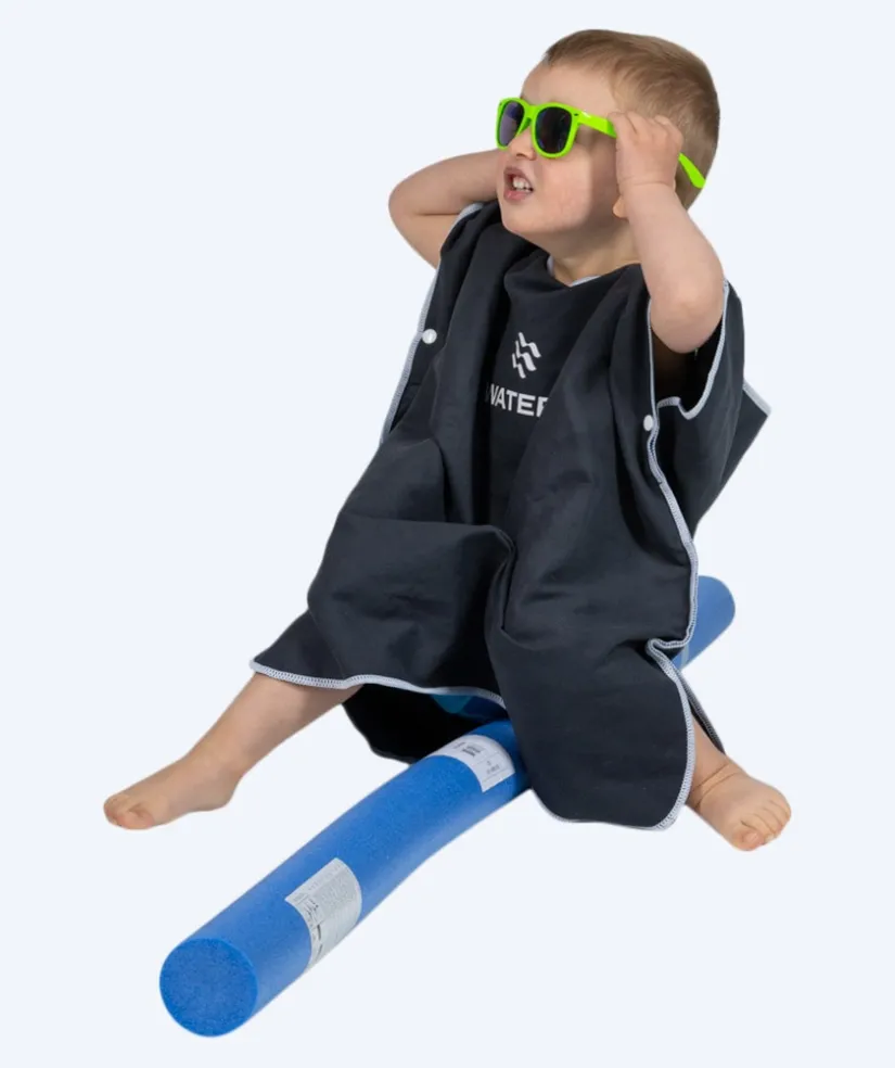 Hot Watery badeponcho til børn (1-6) - Microfiber - Sort