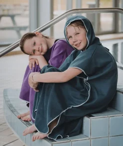 Online Watery badeponcho til junior (6-15) - Microfiber - Mørkeblå