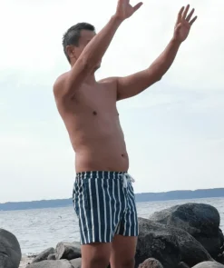Best Watery badeshorts til mænd - Clifford Eco - Mørkeblå/hvid