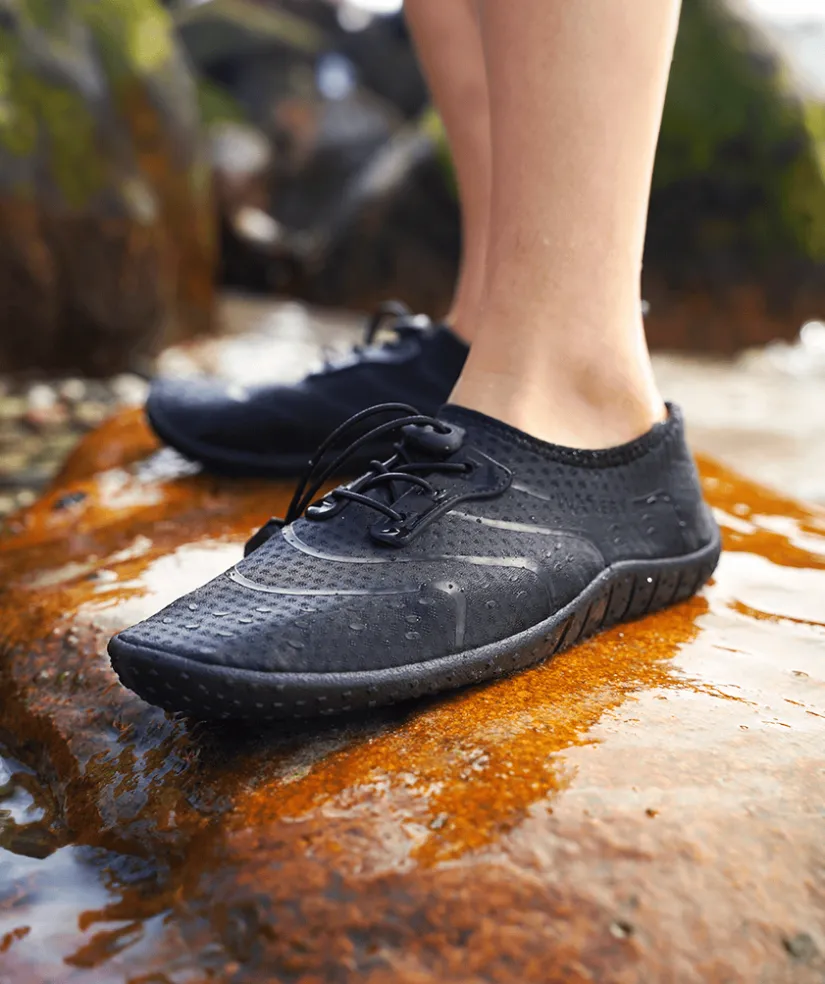 Online Watery badesko til voksne - Nerida - Sort