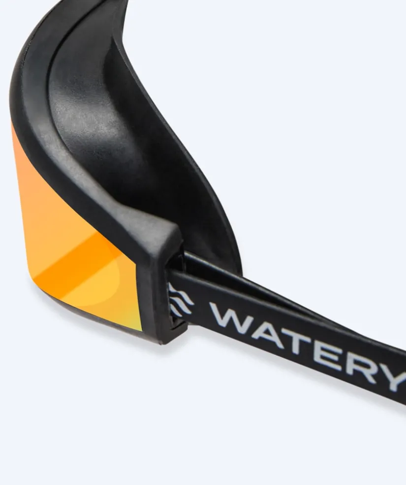 New Watery Elite svømmebriller - Storm Racer Mirror - Sort/guld