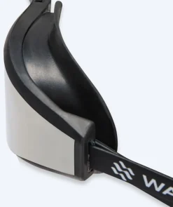 Outlet Watery Elite svømmebriller - Storm Racer Mirror - Sort/sølv
