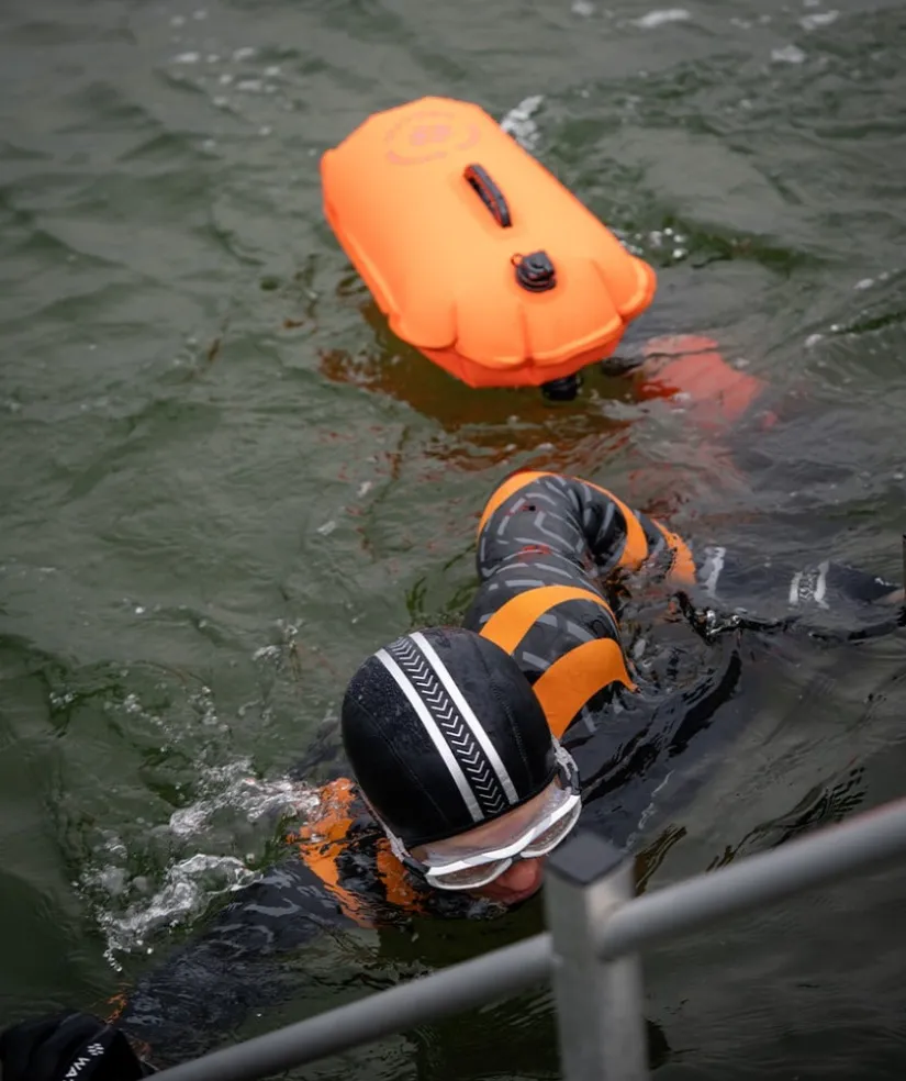 Outlet Watery havtaske - Swim Buoy & Dry Bag 28L - Pink