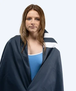 Best Watery microfiber håndklæde (160 x 80 cm) - Eco Nebraska - Mørkeblå