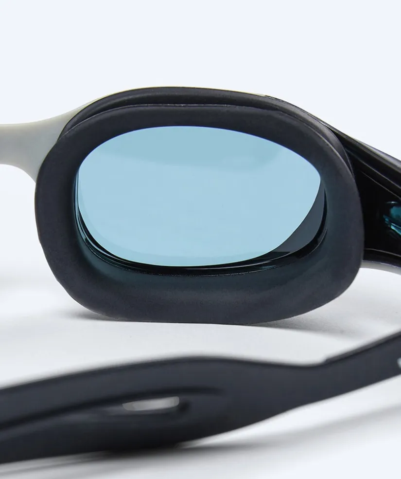 New Watery motions svømmebriller - Clyde Active - Grå (Smoke linse)