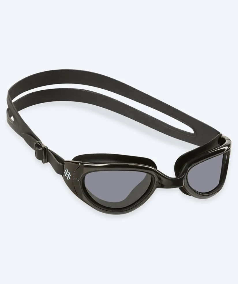 Discount Watery motions svømmebriller - Wade Active - Sort (Smoke linse)
