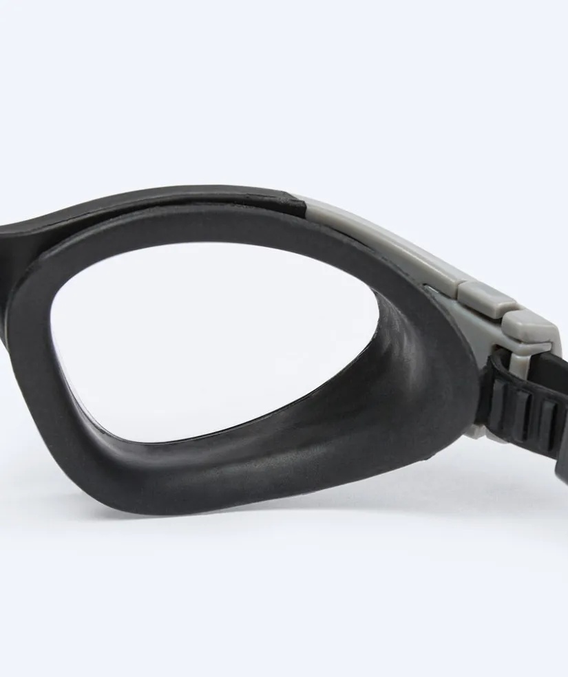 New Watery motions svømmebriller - Kelvin Active - Sort/klar