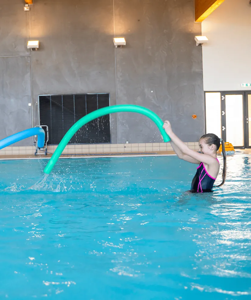 Clearance Watery pool noodle - Loch - Rød